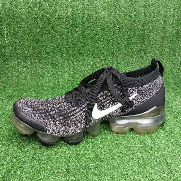 Nike Air Vapormax Flyknit 3 Triple Black Grey Women’s Size 5.5 AJ6910-002 - Picture 2 of 8